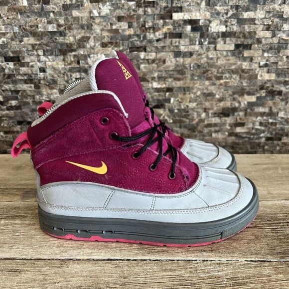 Nike Youth 3Y Woodside 2 Chukka Boots High Top Pink Winter Snow Kids 524877-601